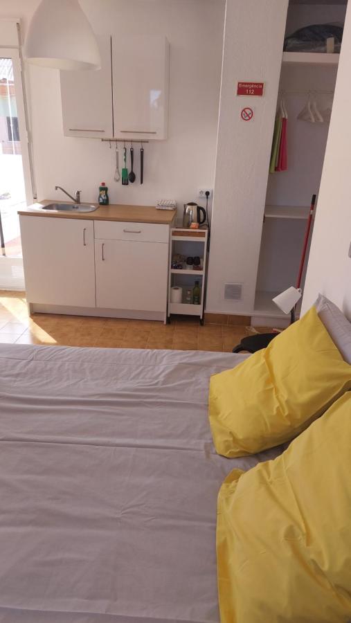 "Oliveiras" Appartement Typique Avec Terrasse Et Piscine Λουλέ Εξωτερικό φωτογραφία
