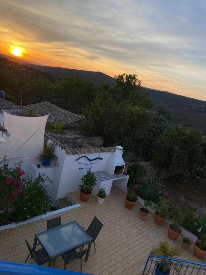 "Oliveiras" Appartement Typique Avec Terrasse Et Piscine Λουλέ Εξωτερικό φωτογραφία